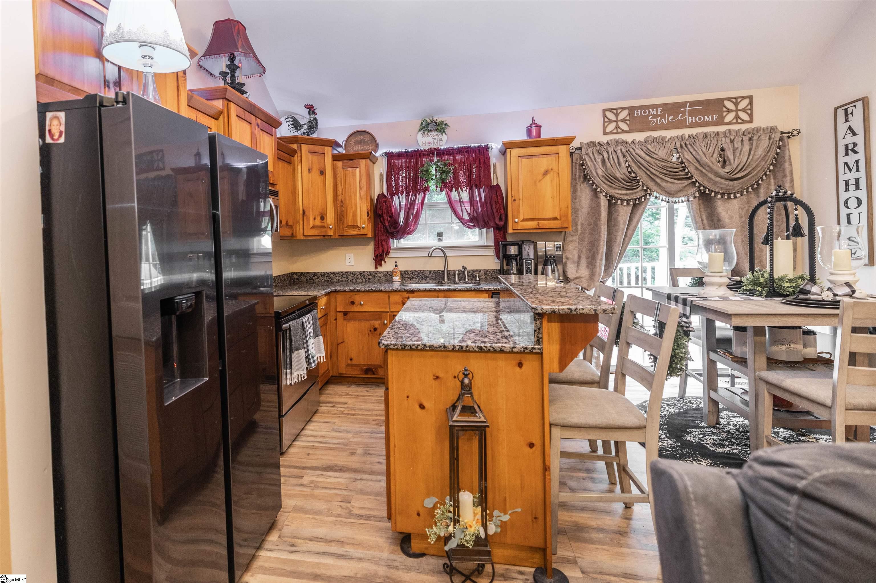 440 Shoresbrook Road Spartanburg, SC 29301 - Photo 4 of 19 Gallery Image 4