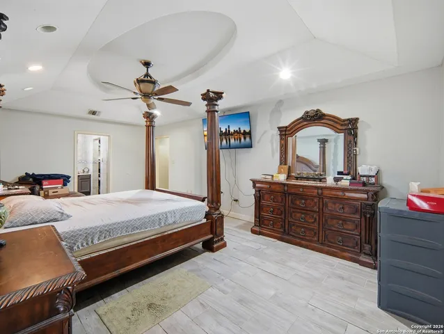 $330,000 | 17525 Benton City Road, Von Ormy, TX 78073