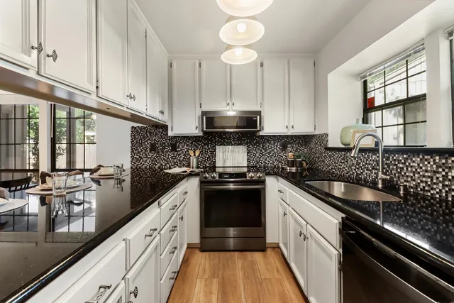 $349,000 | 3928 Park Cir Lane, Unit C, Carmichael, CA 95608