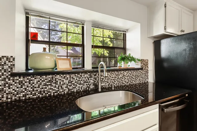 $349,000 | 3928 Park Cir Lane, Unit C, Carmichael, CA 95608