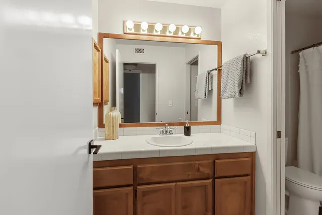 $349,000 | 3928 Park Cir Lane, Unit C, Carmichael, CA 95608