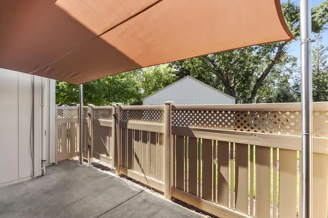 $349,000 | 3928 Park Cir Lane, Unit C, Carmichael, CA 95608