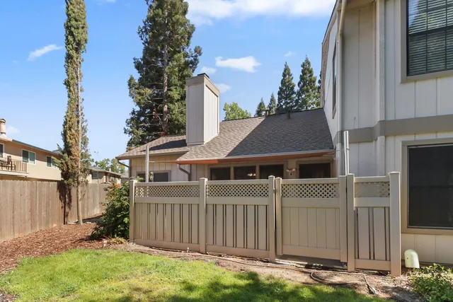$349,000 | 3928 Park Cir Lane, Unit C, Carmichael, CA 95608