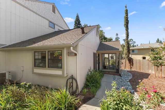 $349,000 | 3928 Park Cir Lane, Unit C, Carmichael, CA 95608