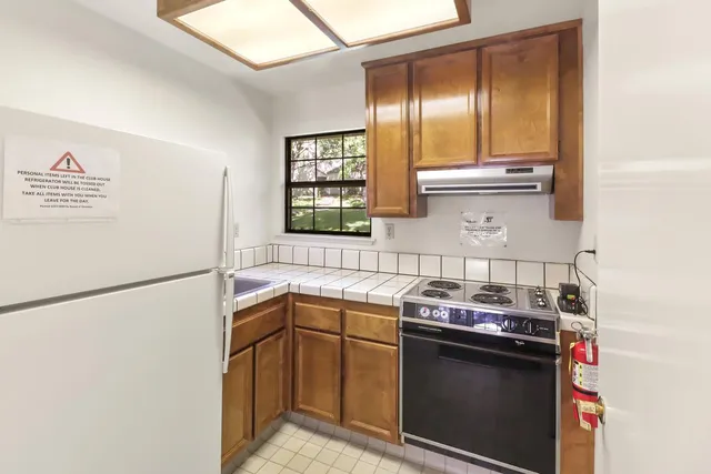 $349,000 | 3928 Park Cir Lane, Unit C, Carmichael, CA 95608