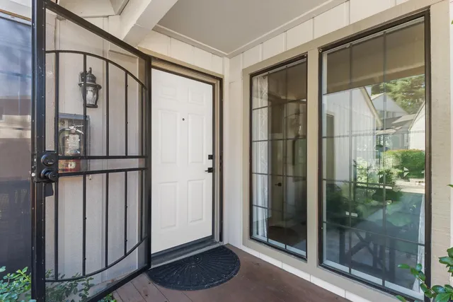 $349,000 | 3928 Park Cir Lane, Unit C, Carmichael, CA 95608