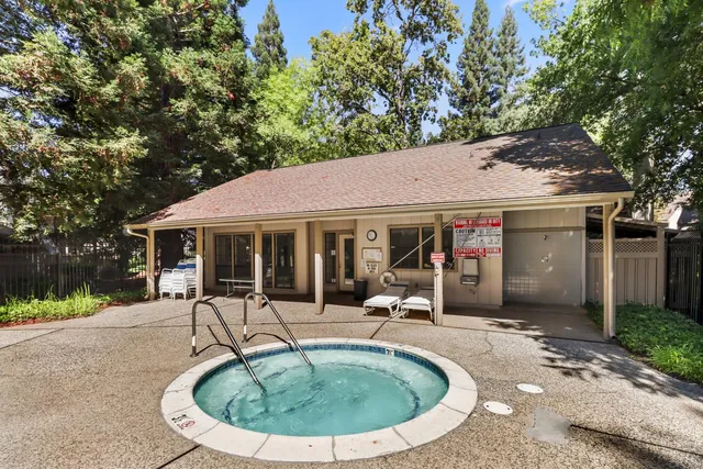 $349,000 | 3928 Park Cir Lane, Unit C, Carmichael, CA 95608