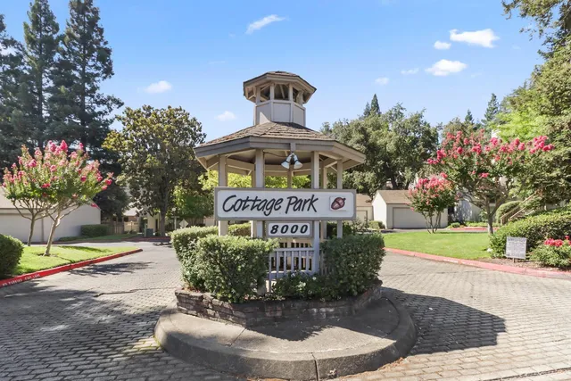 $349,000 | 3928 Park Cir Lane, Unit C, Carmichael, CA 95608