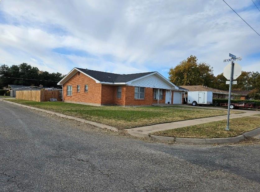 2800 32nd Street Snyder, TX 79549 - Photo 3 of 18