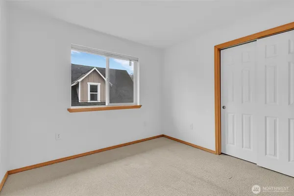 $2,795 | 713 3rd Avenue South, Kent, WA 98032