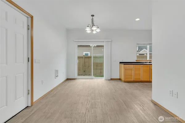 $2,795 | 713 3rd Avenue South, Kent, WA 98032