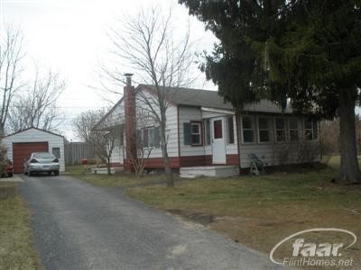 4105 Silver Lake Road Linden, MI 48451 - Photo 1 of 4 20124648.JPG