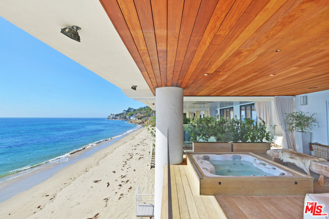 26502 Latigo Shore Drive Malibu, CA 90265 - Photo 14 of 32