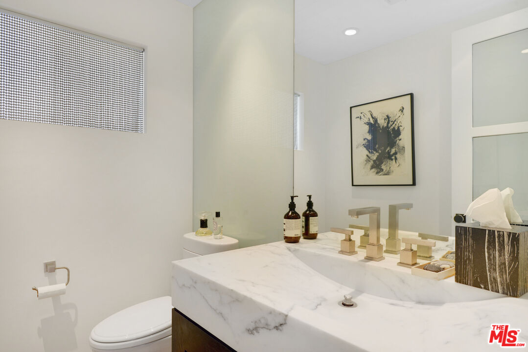 26502 Latigo Shore Drive Malibu, CA 90265 - Photo 20 of 32