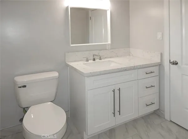 $1,299,000 | 7349 Etiwanda Avenue, Reseda, CA 91335