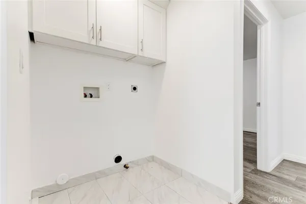 $1,299,000 | 7349 Etiwanda Avenue, Reseda, CA 91335