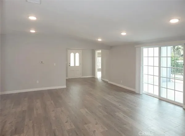 $1,299,000 | 7349 Etiwanda Avenue, Reseda, CA 91335