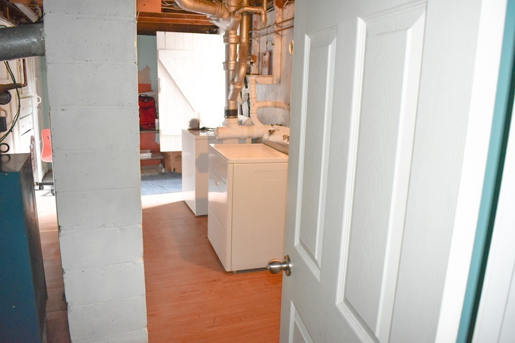 80 Packard Road Stoughton, MA 02072 - Photo 6 of 12