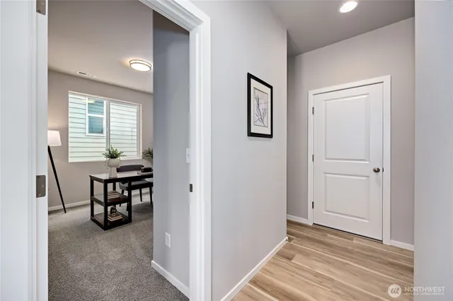 $599,950 | 278 Northeast Shadowhawk Lane, Bremerton, WA 98311