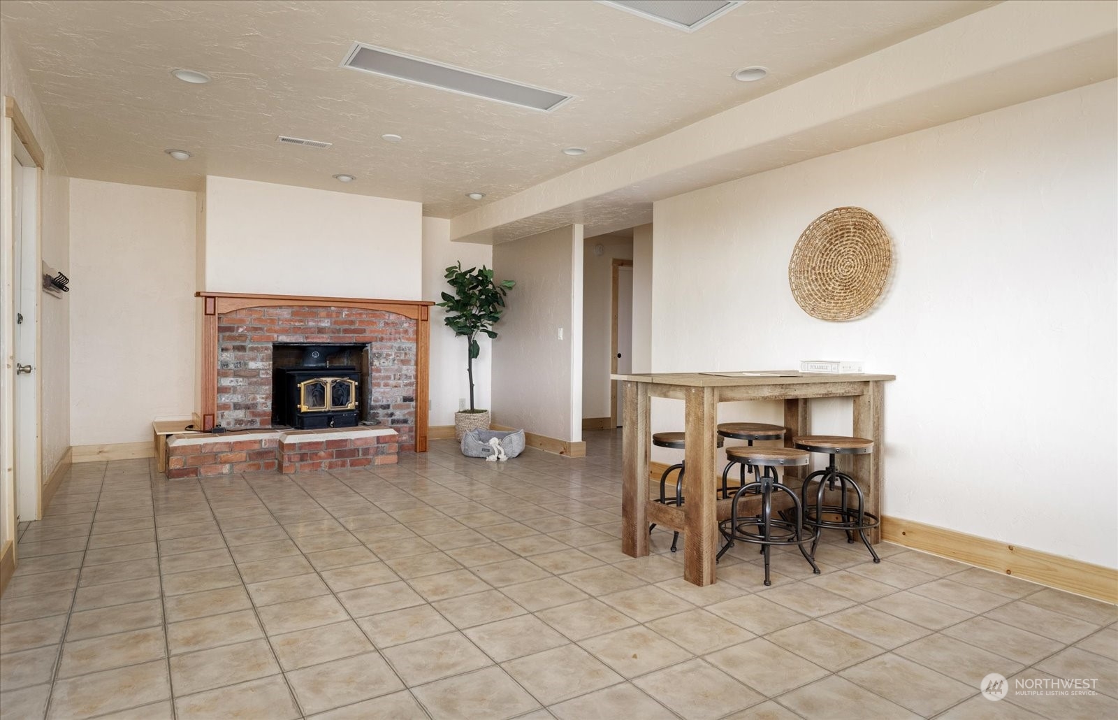 4664 Andre Place Clinton, WA 98236 - Photo 22 of 40 Gallery Image 22