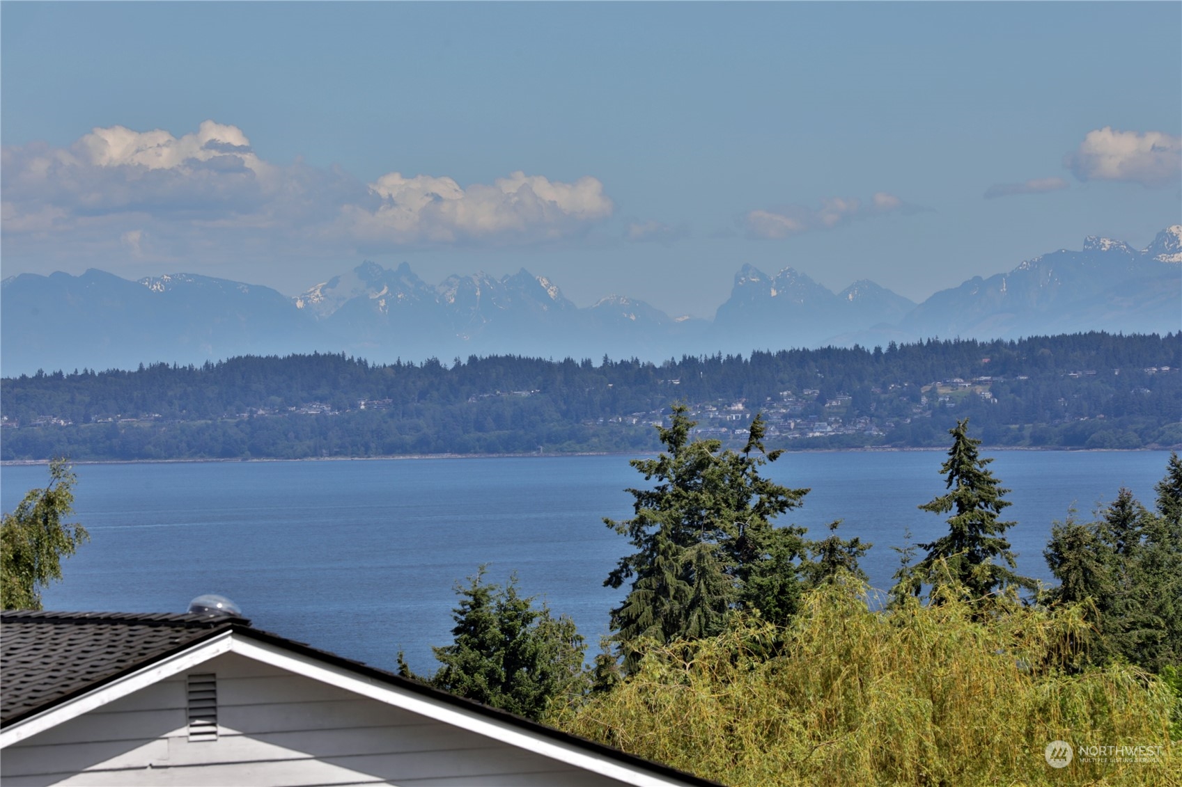 4664 Andre Place Clinton, WA 98236 - Photo 33 of 40 Gallery Image 33
