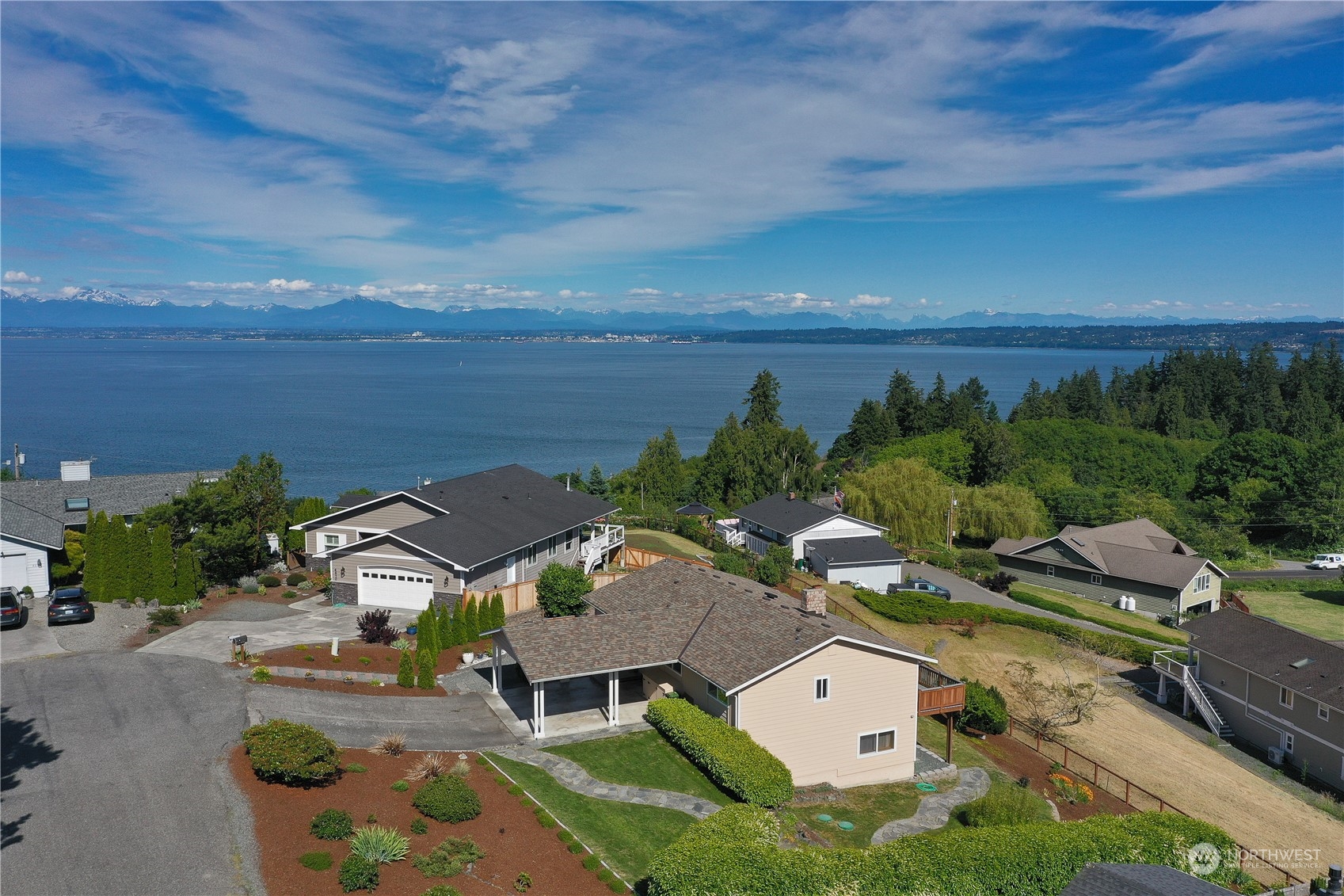 4664 Andre Place Clinton, WA 98236 - Photo 37 of 40 Gallery Image 37