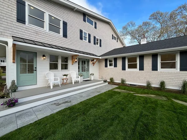 $2,625,000 | 531 Menauhant Road, Falmouth, MA 02536