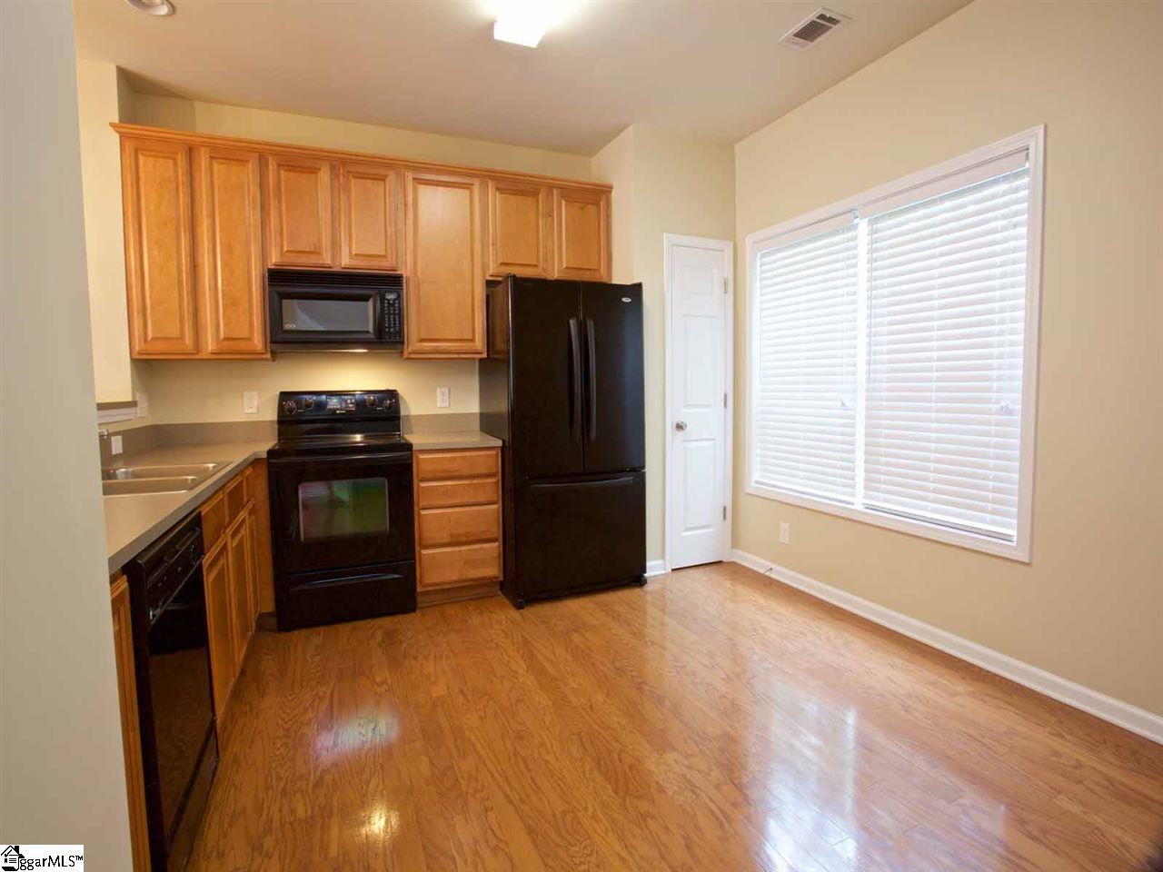 406 Chamonix Court Greenville, SC 29607 - Photo 15 of 35