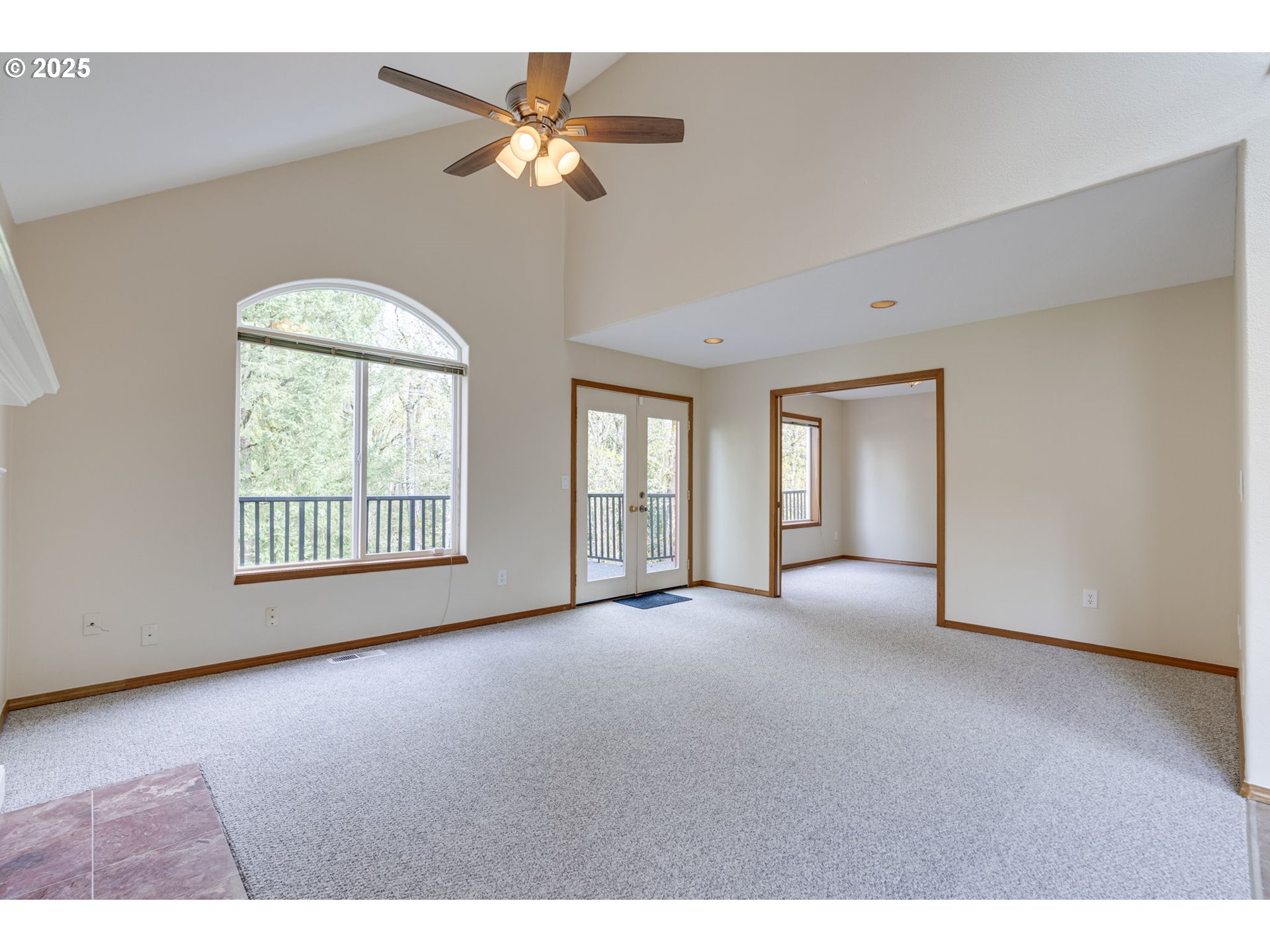 13655 Southwest Mountain Ridge Court Tigard, OR 97224 - Photo 12 of 46 Gallery Image 12