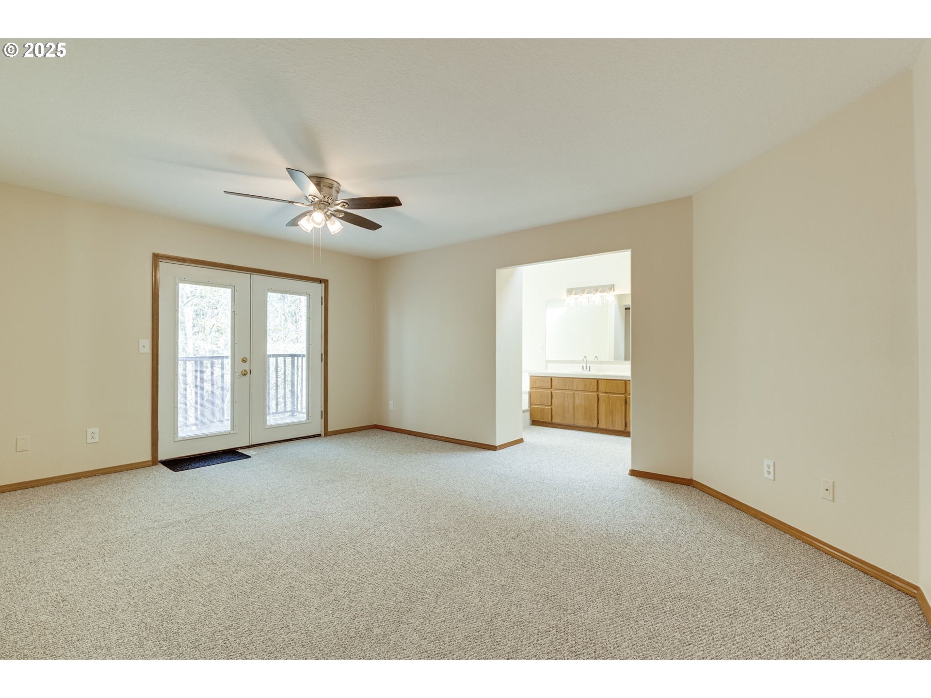 13655 Southwest Mountain Ridge Court Tigard, OR 97224 - Photo 17 of 46 Gallery Image 17