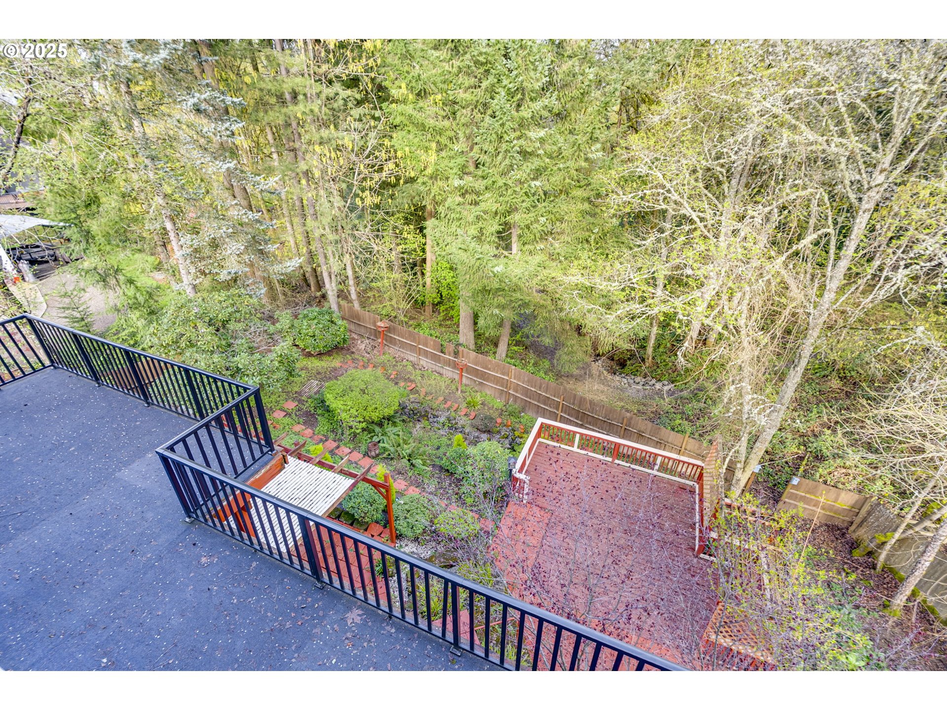 13655 Southwest Mountain Ridge Court Tigard, OR 97224 - Photo 21 of 46 Gallery Image 21