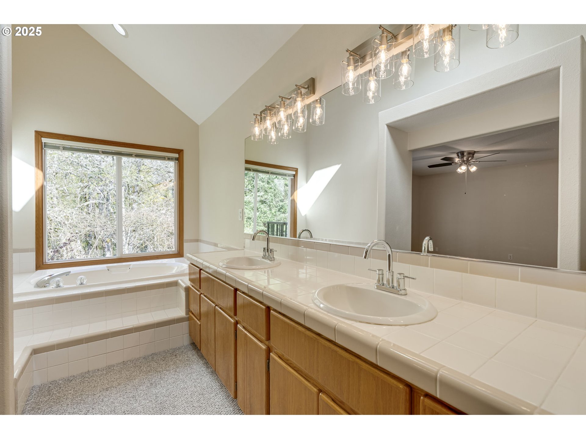 13655 Southwest Mountain Ridge Court Tigard, OR 97224 - Photo 22 of 46 Gallery Image 22