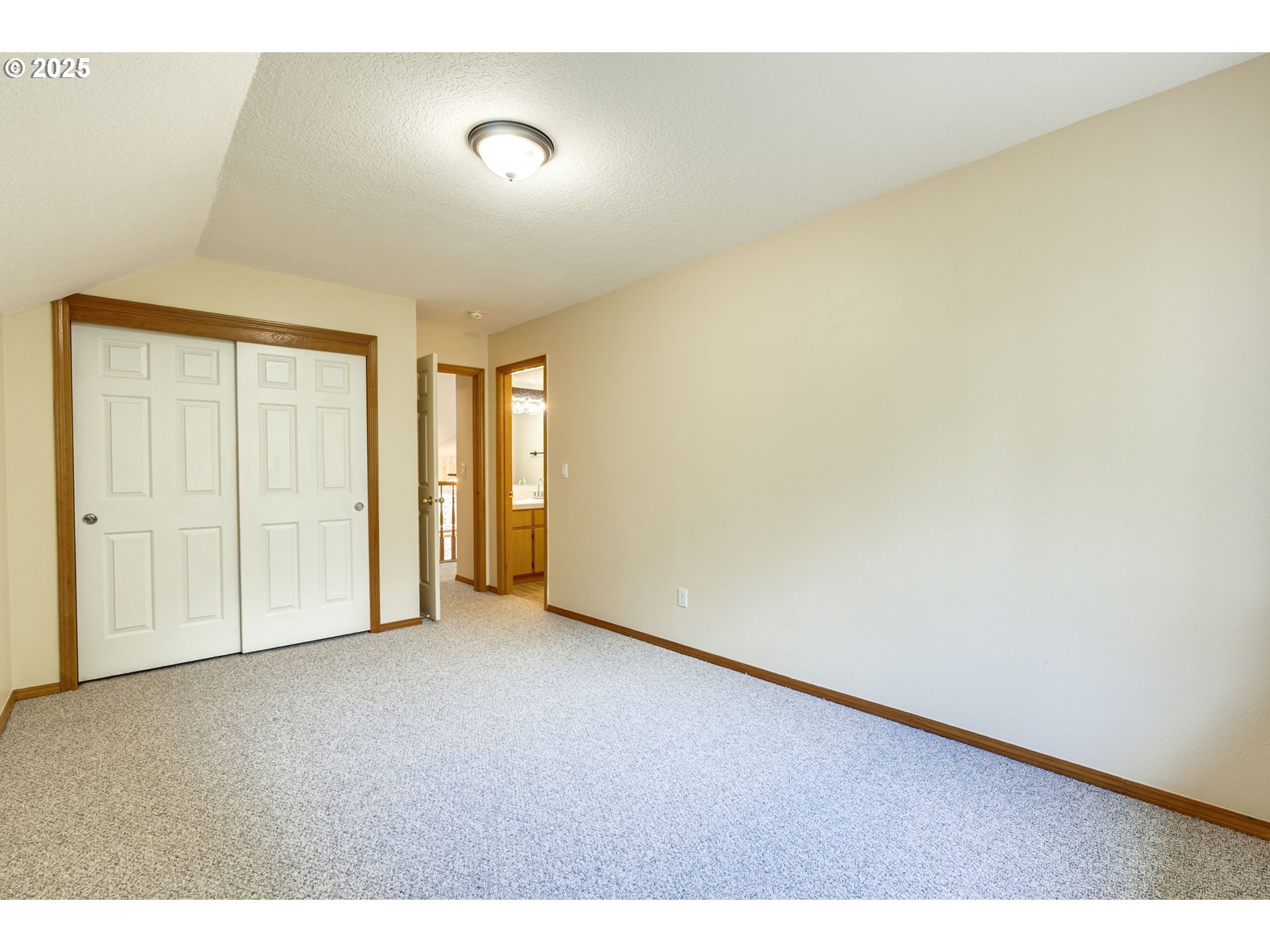13655 Southwest Mountain Ridge Court Tigard, OR 97224 - Photo 32 of 46 Gallery Image 32