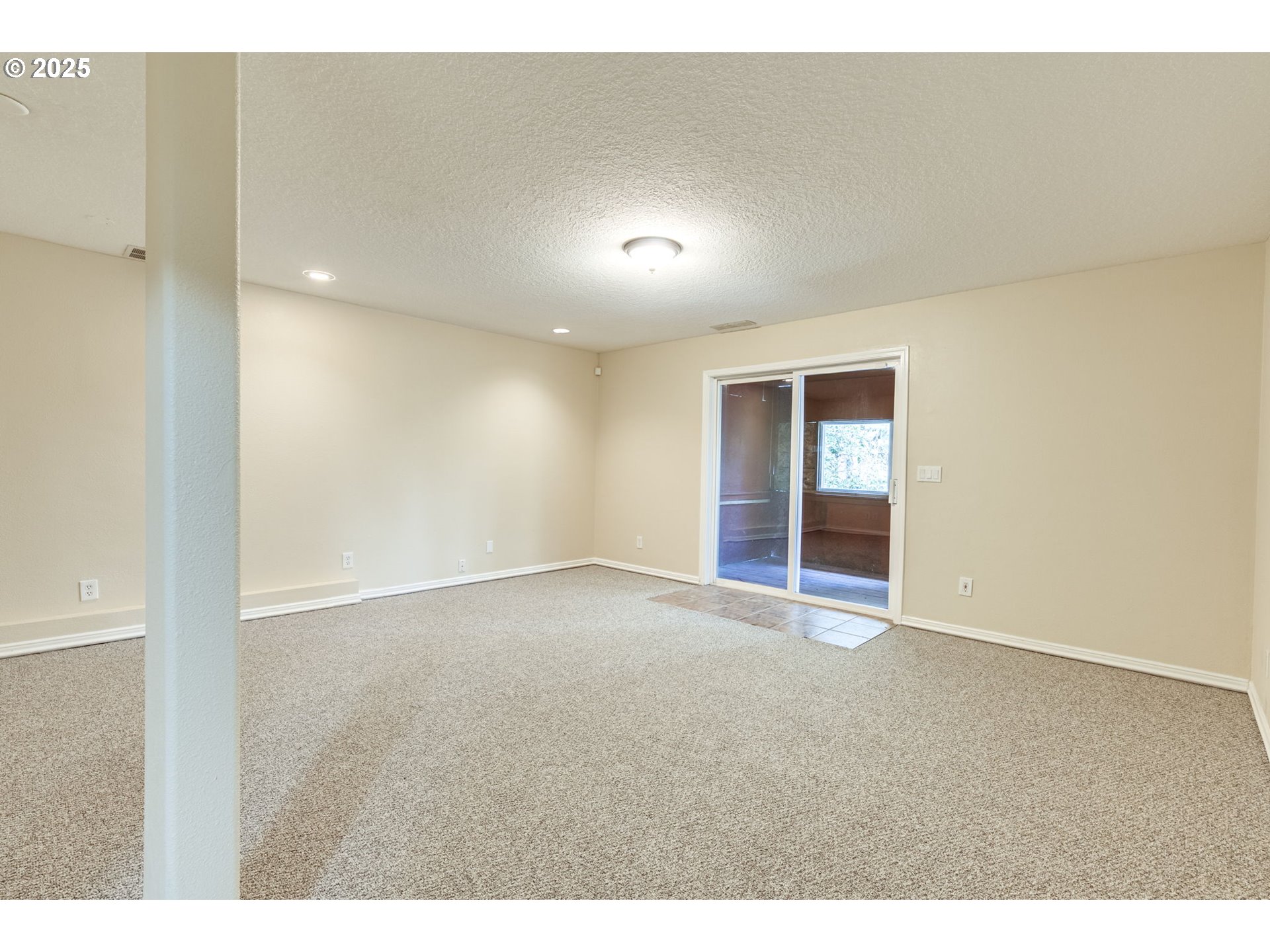13655 Southwest Mountain Ridge Court Tigard, OR 97224 - Photo 38 of 46 Gallery Image 38