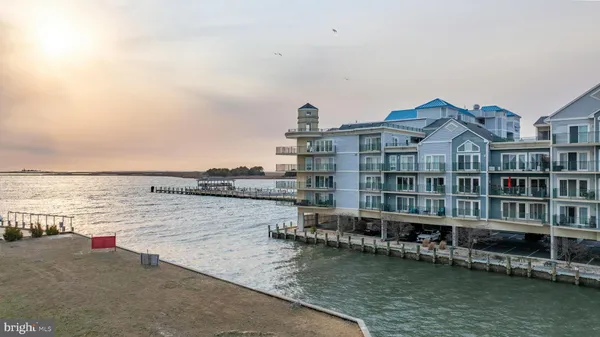 $249,000 | 1 Dock Street, Unit 203, Crisfield, MD 21817