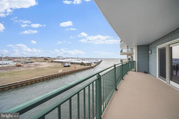 $249,000 | 1 Dock Street, Unit 203, Crisfield, MD 21817