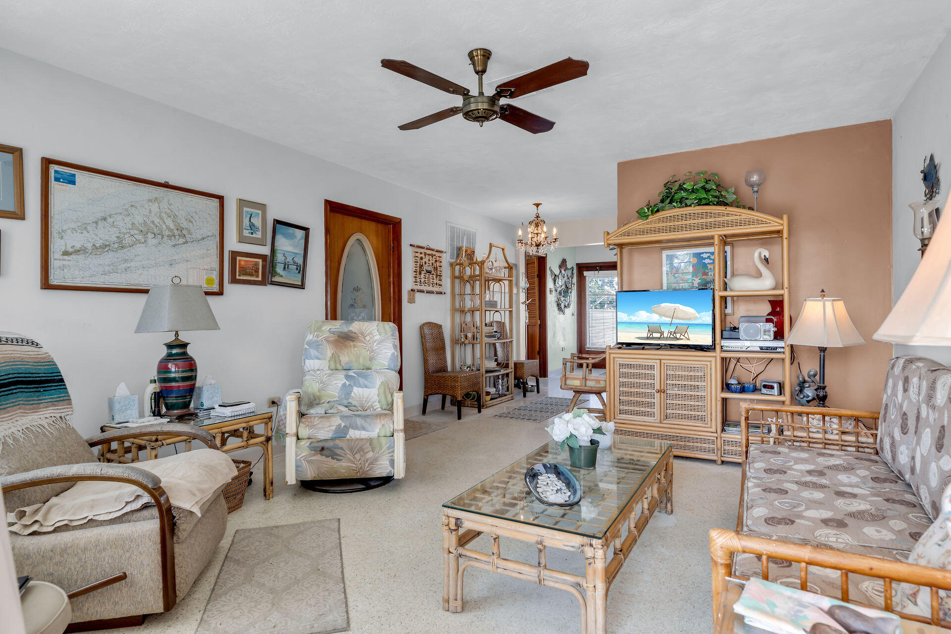 30361 Harding Road Big Pine Key, FL 33043 - Photo 20 of 33 a living room with furniture