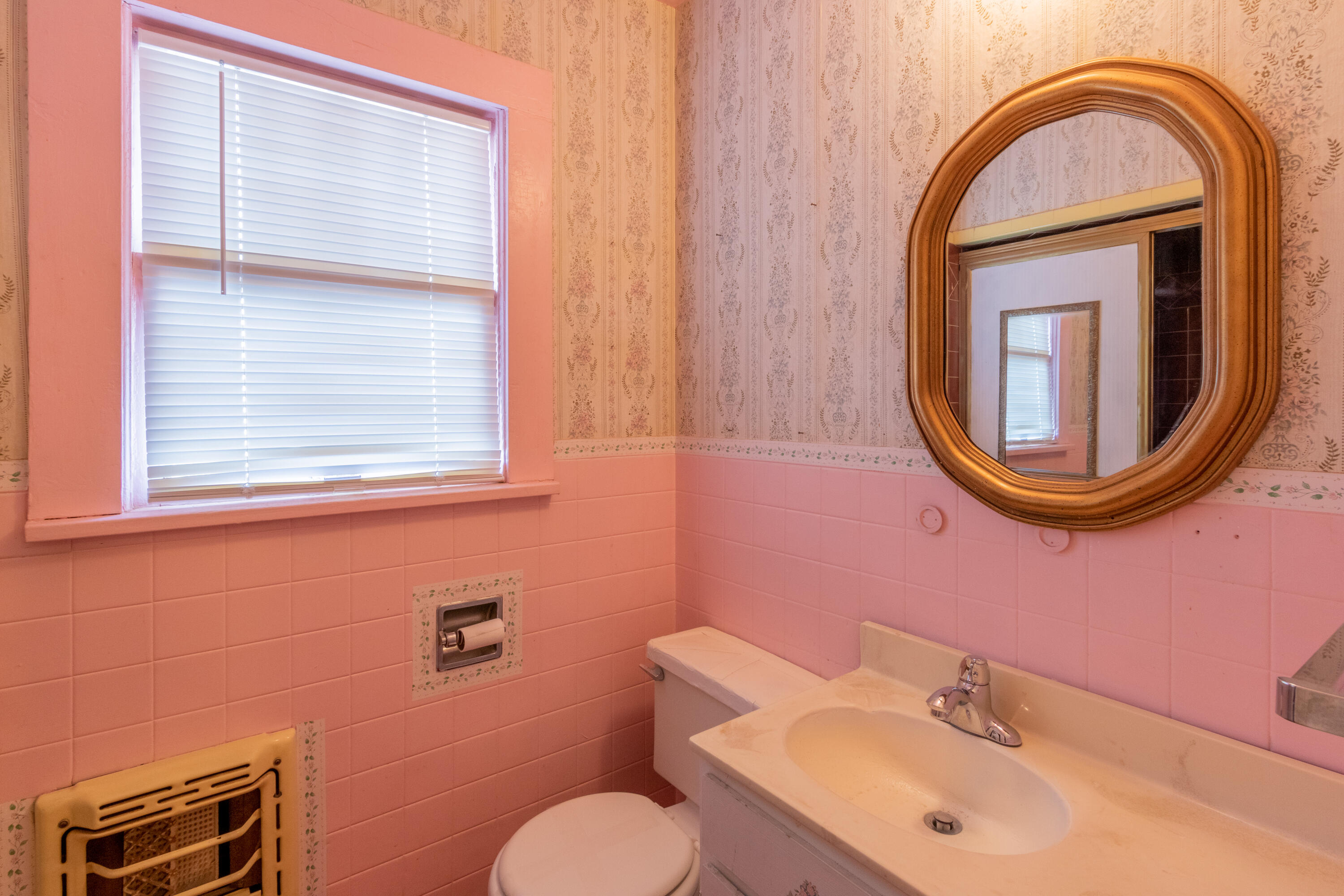 709 80th Street Lubbock, TX 79404 - Photo 15 of 57 IMG_1708-HDR