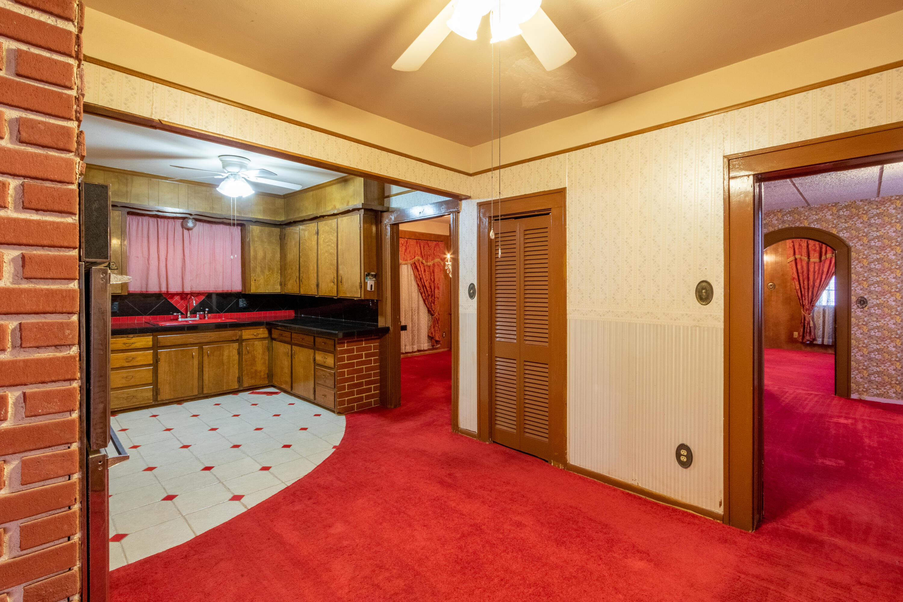 709 80th Street Lubbock, TX 79404 - Photo 26 of 57 IMG_1570-HDR