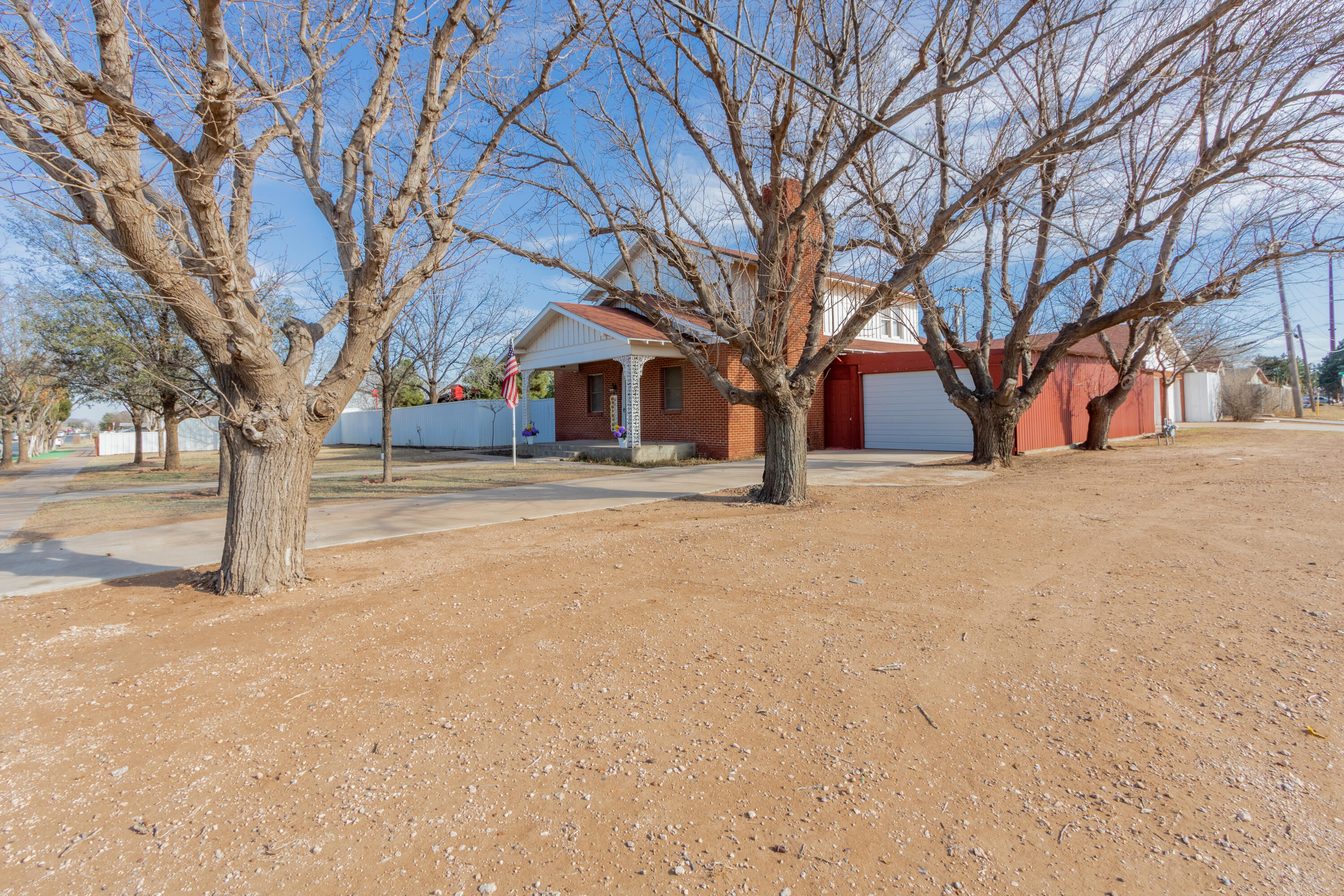 709 80th Street Lubbock, TX 79404 - Photo 3 of 57 IMG_1500-HDR
