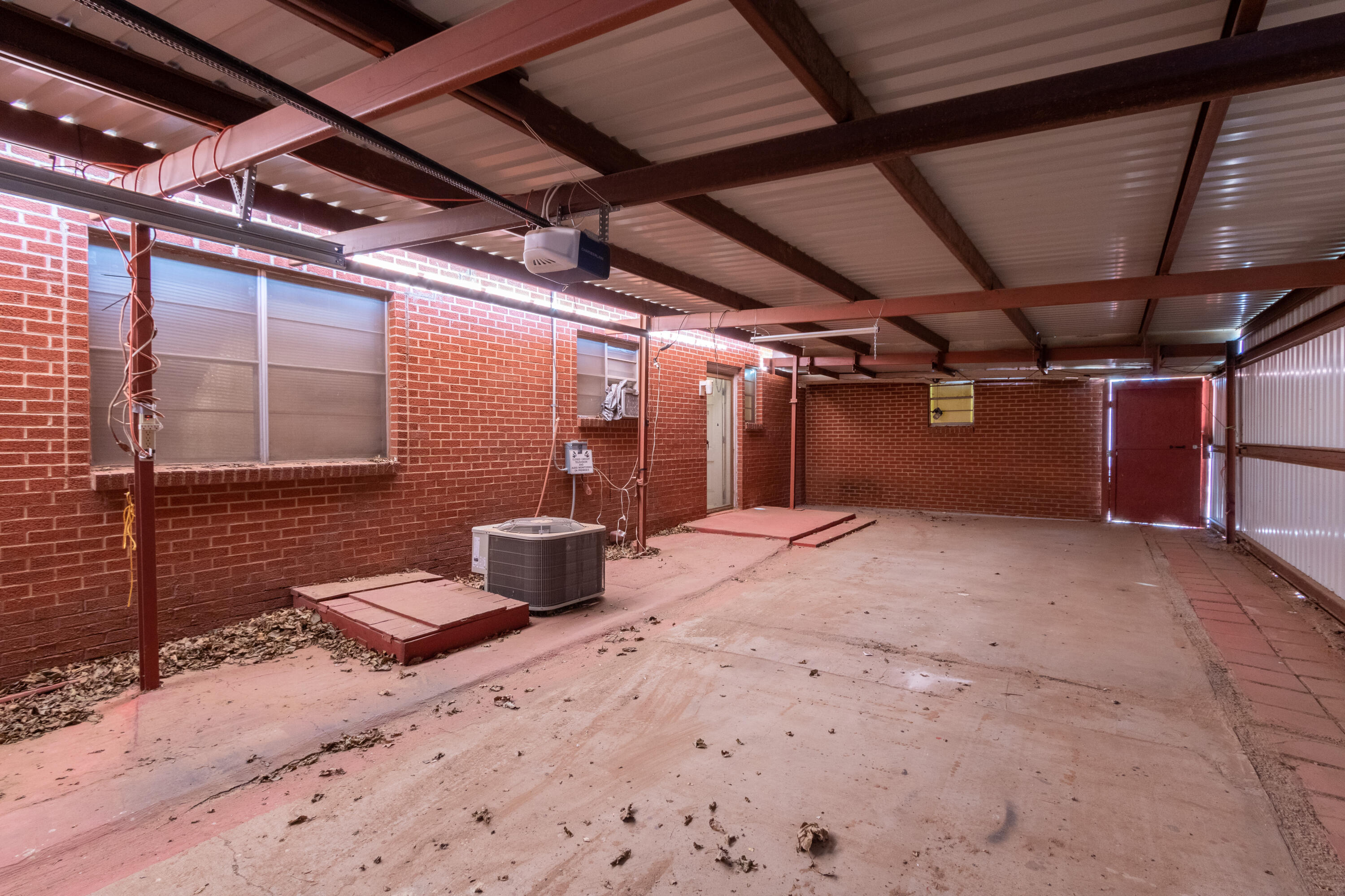 709 80th Street Lubbock, TX 79404 - Photo 38 of 57 IMG_1609-HDR