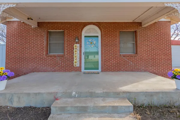 $259,000 | 709 80th Street, Lubbock, TX 79404