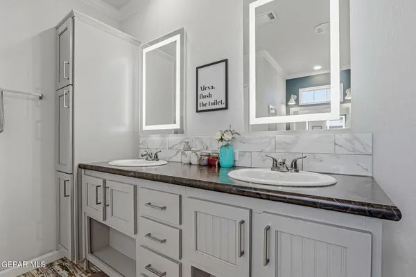 $515,000 | 1455 Desert Aire Drive, Unit 1 & 2, Chaparral, NM 88081