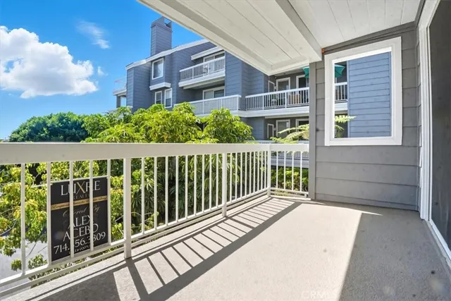 $450,000 | 20331 Bluffside Circle, Unit A222, Huntington Beach, CA 92646