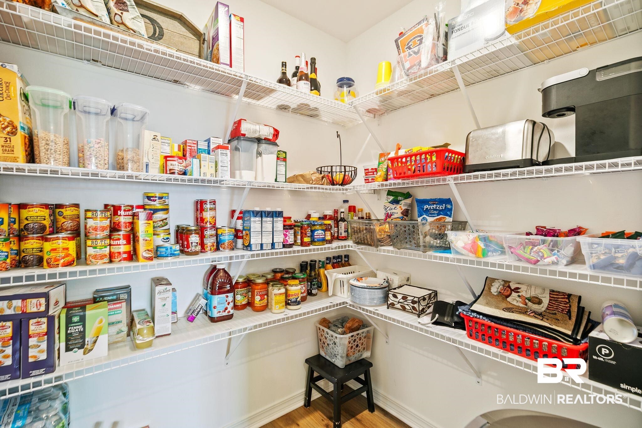 1187 Hayward Loop Foley, AL 36535 - Photo 17 of 65 Pantry
