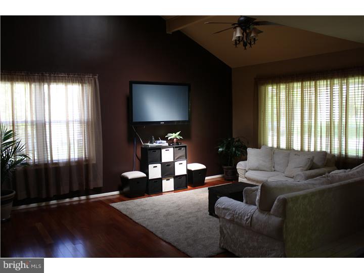41 Concord Road Marlton, NJ 08053 - Photo 6 of 25 Family Room