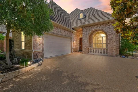 $970,000 | 2349 Briar Court, Frisco, TX 75034