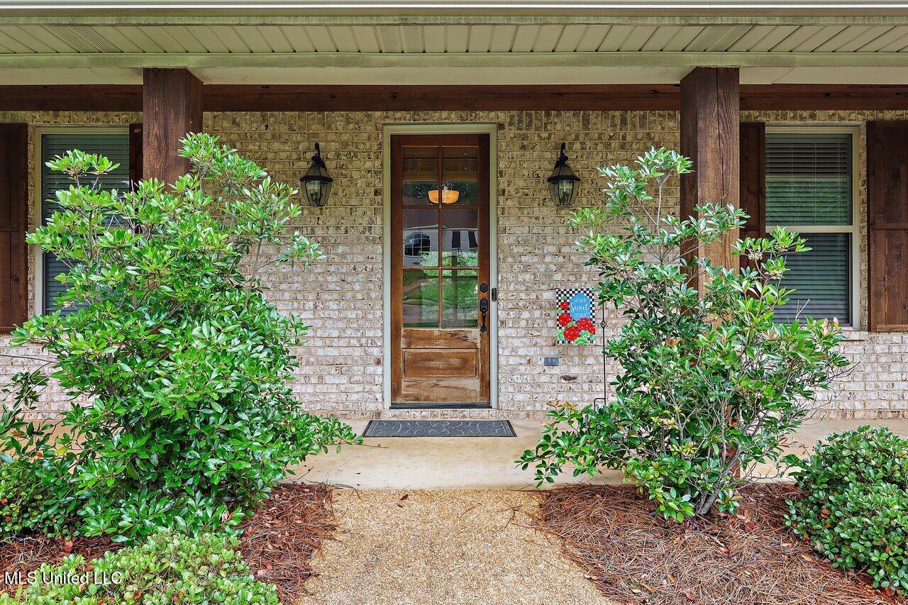 326 Cypress Creek Road Brandon, MS 39047 - Photo 4 of 31 326 Cypress Creek Rd 4