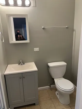 $1,350 | 8914 South Cottage Grove Avenue, Unit 2, Chicago, IL 60619