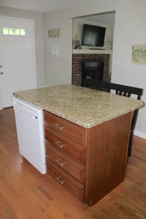 68 Old Quarry Road Westfield, MA 01085 - Photo 5 of 20 Gallery Image 5